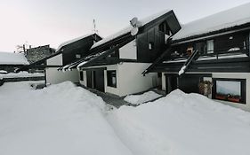 Sky Residence - Comfort Apartments In Aprica